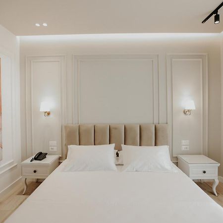 Seaside Hotel Vlorë Екстериор снимка