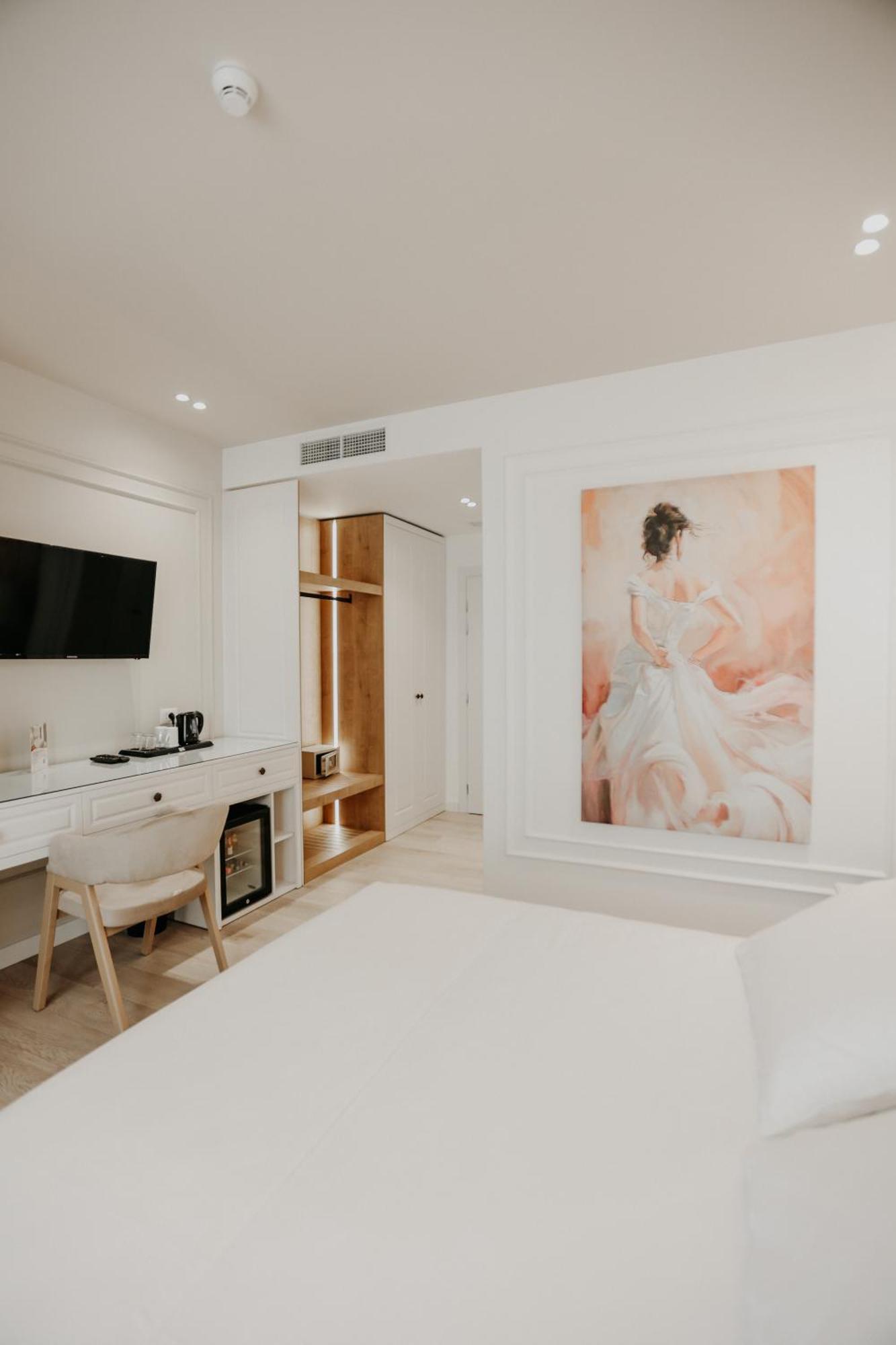 Seaside Hotel Vlorë Екстериор снимка